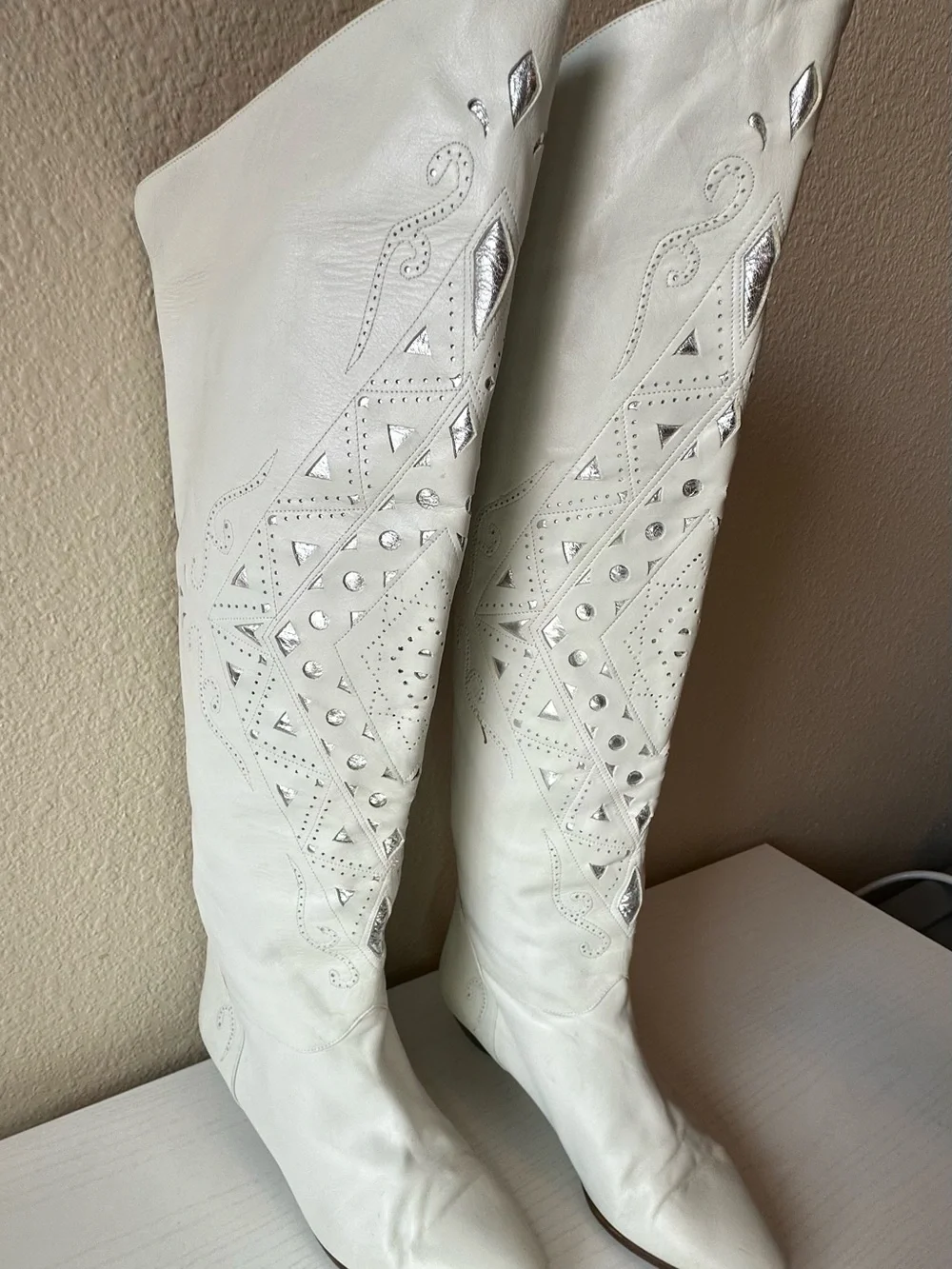 Vintage Caporicci White Western Knee High Boots Game Day Festival Bride Bridal 8